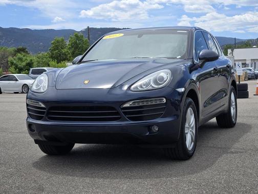 Dark Blue Metallic 2012 Porsche Cayenne S