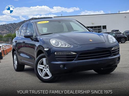 Dark Blue Metallic 2012 Porsche Cayenne S