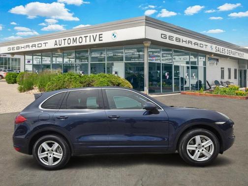 Dark Blue Metallic 2012 Porsche Cayenne S
