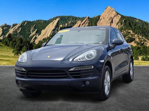 Dark Blue Metallic 2012 Porsche Cayenne S