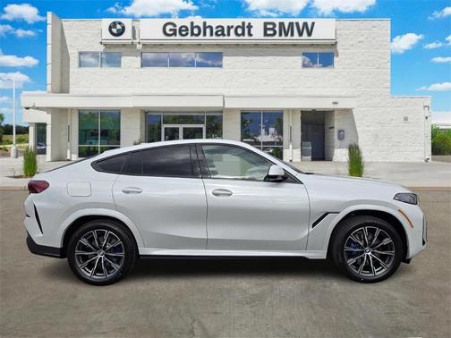2026 BMW X6 xDrive40i