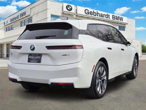 2026 BMW iX xDrive45