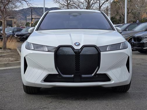 2026 BMW iX xDrive45