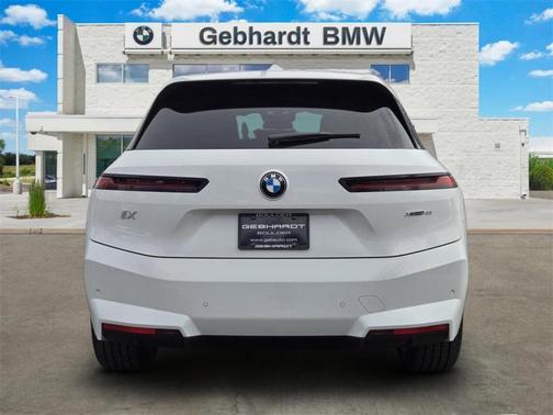 2026 BMW iX xDrive45