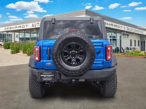 Velocity Blue Metallic 2024 Ford Bronco Wildtrak
