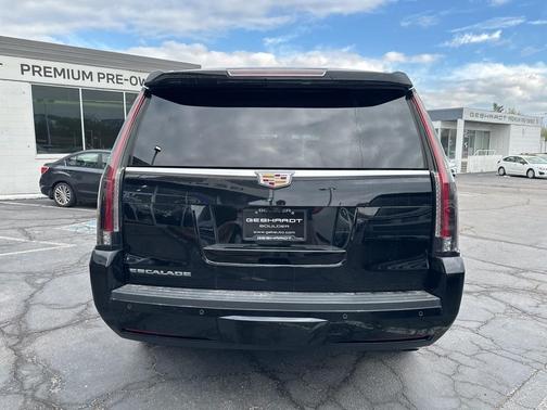 2018 Cadillac Escalade Premium Luxury