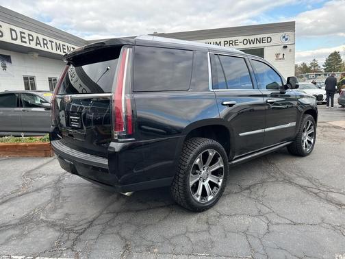 2018 Cadillac Escalade Premium Luxury
