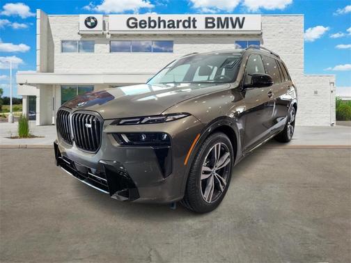 2025 BMW X7 M60i