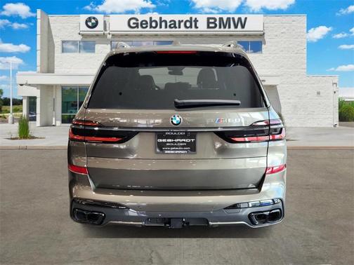2025 BMW X7 M60i