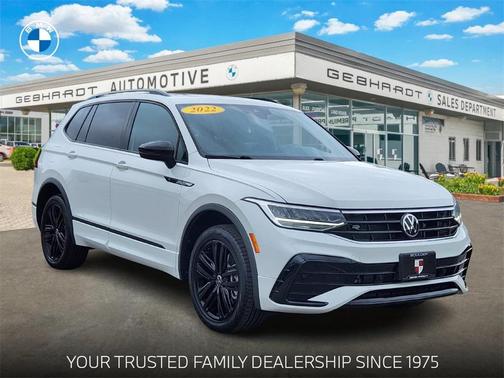 2022 Volkswagen Tiguan 2.0T SE R-Line Black