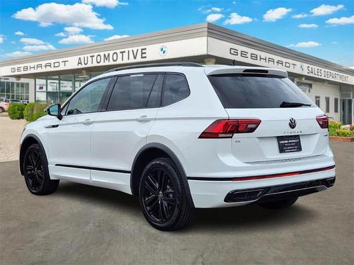 2022 Volkswagen Tiguan 2.0T SE R-Line Black