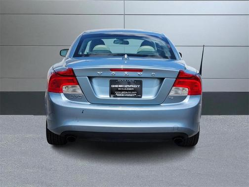 2011 Volvo C70 T5