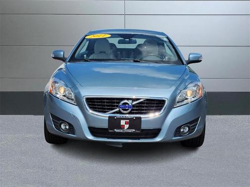2011 Volvo C70 T5