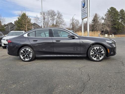 2026 BMW 530 i xDrive