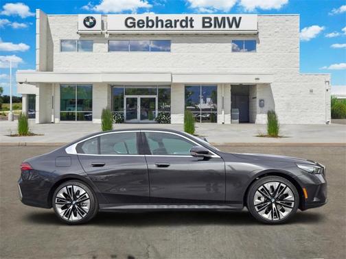 2026 BMW 530 i xDrive