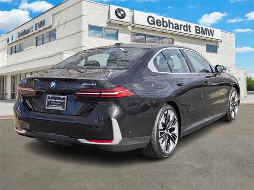 2026 BMW i5 xDrive40