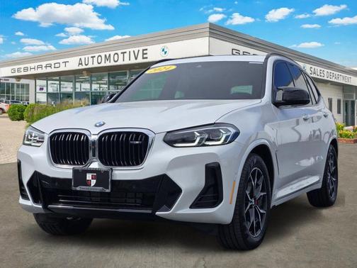 Mineral White Metallic 2024 BMW X3 M40i