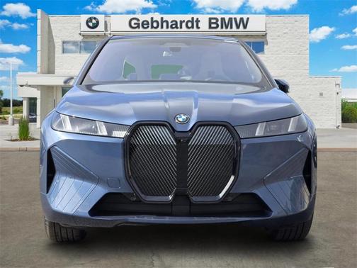 2026 BMW iX xDrive60