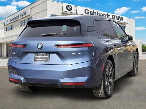 2026 BMW iX xDrive60