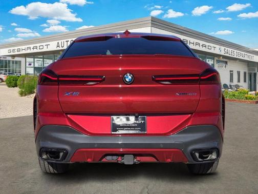 2023 BMW X6 xDrive40i