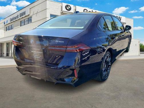 2026 BMW 540 i xDrive