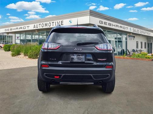 2020 Jeep Cherokee Trailhawk