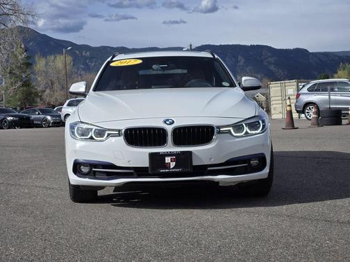 2017 BMW 330 i xDrive