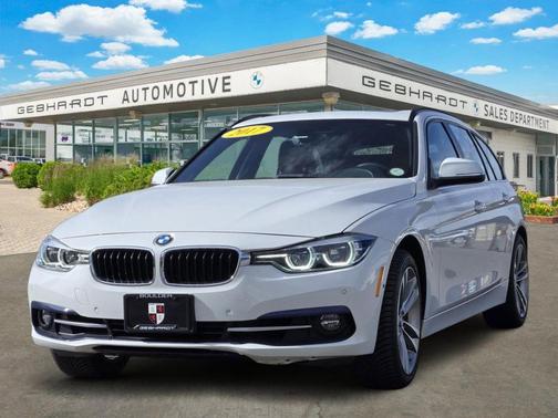 2017 BMW 330 i xDrive