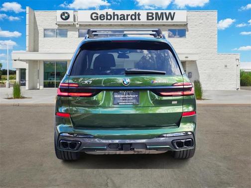 2025 BMW X7 M60i