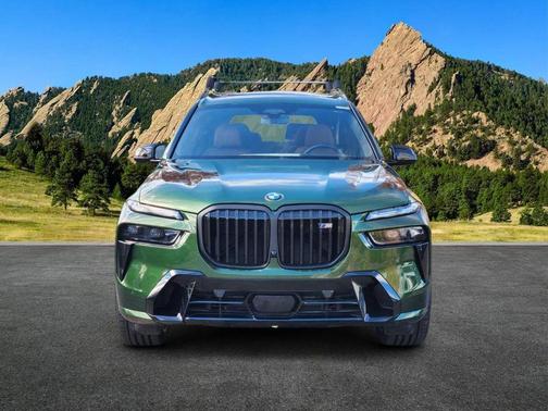 Green Metallic 2025 BMW X7 M60i