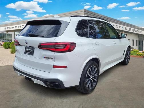 2023 BMW X5 M50i