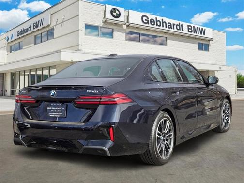 2026 BMW 530 i xDrive