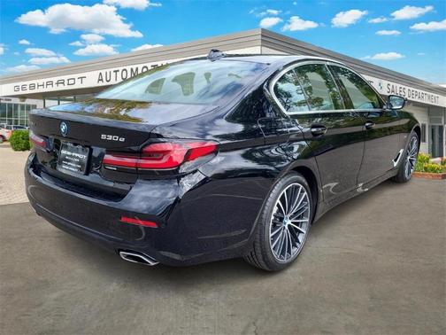 2022 BMW 530e 530e xDrive