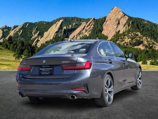 Mineral Gray Metallic 2021 BMW 330 i xDrive