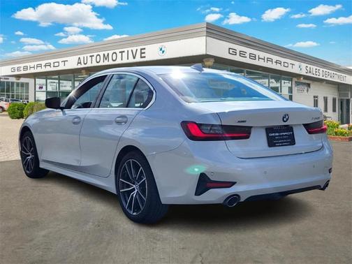 2022 BMW 330 i xDrive