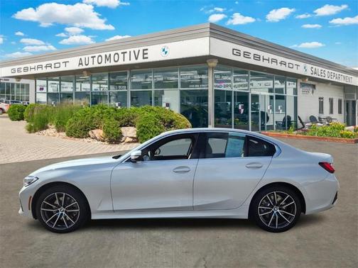 2022 BMW 330 i xDrive