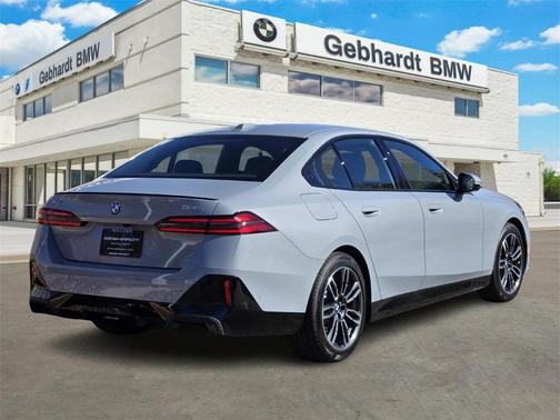 2026 BMW 530 i xDrive