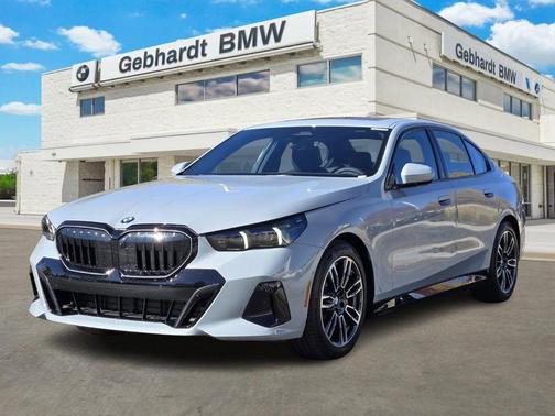 2026 BMW 530 i xDrive