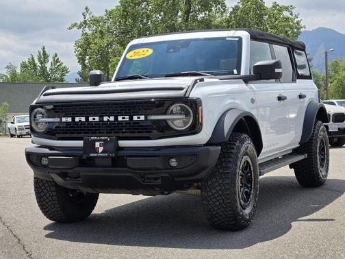 Oxford White 2022 Ford Bronco Wildtrak