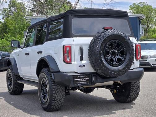 Oxford White 2022 Ford Bronco Wildtrak