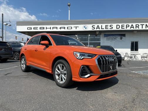 2024 Audi Q3 45 S line Premium
