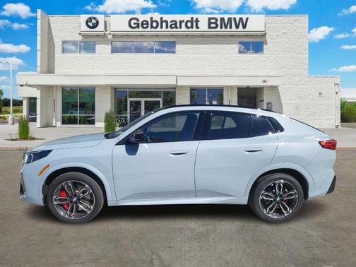 Gray Metallic 2025 BMW X2 xDrive28i