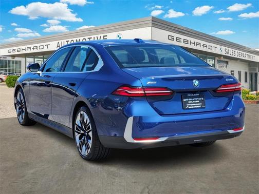 2024 BMW 530 i xDrive