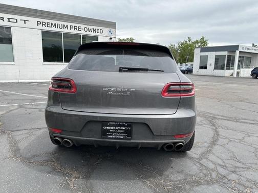 2015 Porsche Macan S