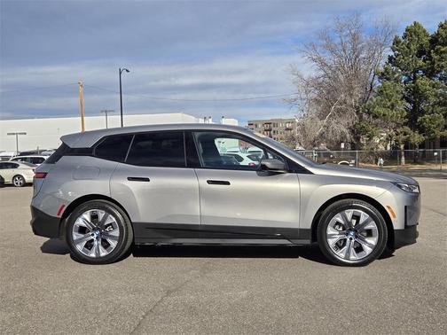 2024 BMW iX xDrive50