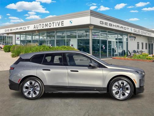2024 BMW iX xDrive50