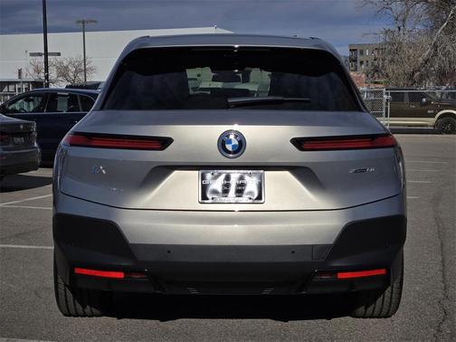 2024 BMW iX xDrive50