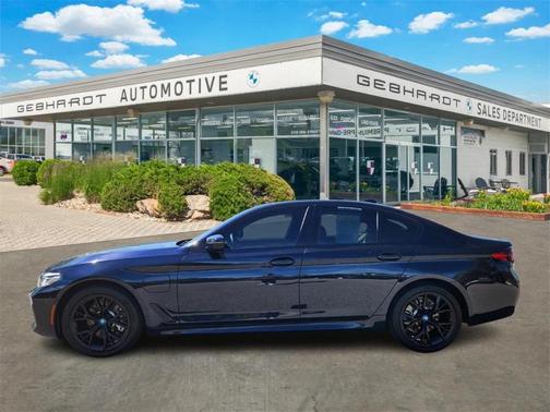 2022 BMW 530e 530e xDrive
