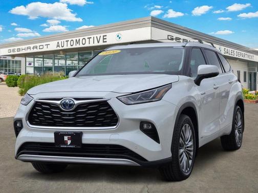 Blizzard Pearl 2021 Toyota Highlander Hybrid Platinum