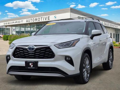 Blizzard Pearl 2021 Toyota Highlander Hybrid Platinum